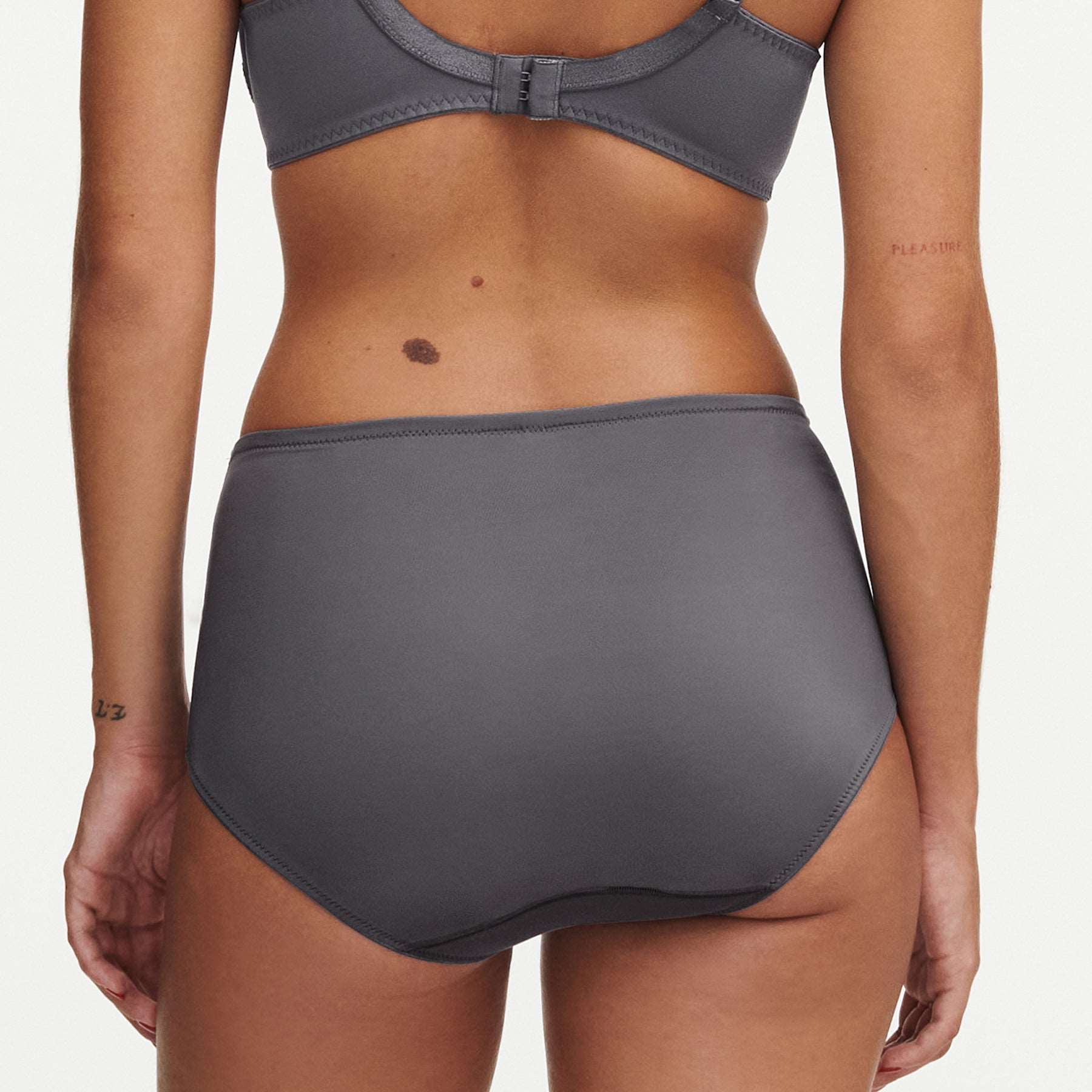 Chantelle Bold Curve Brief