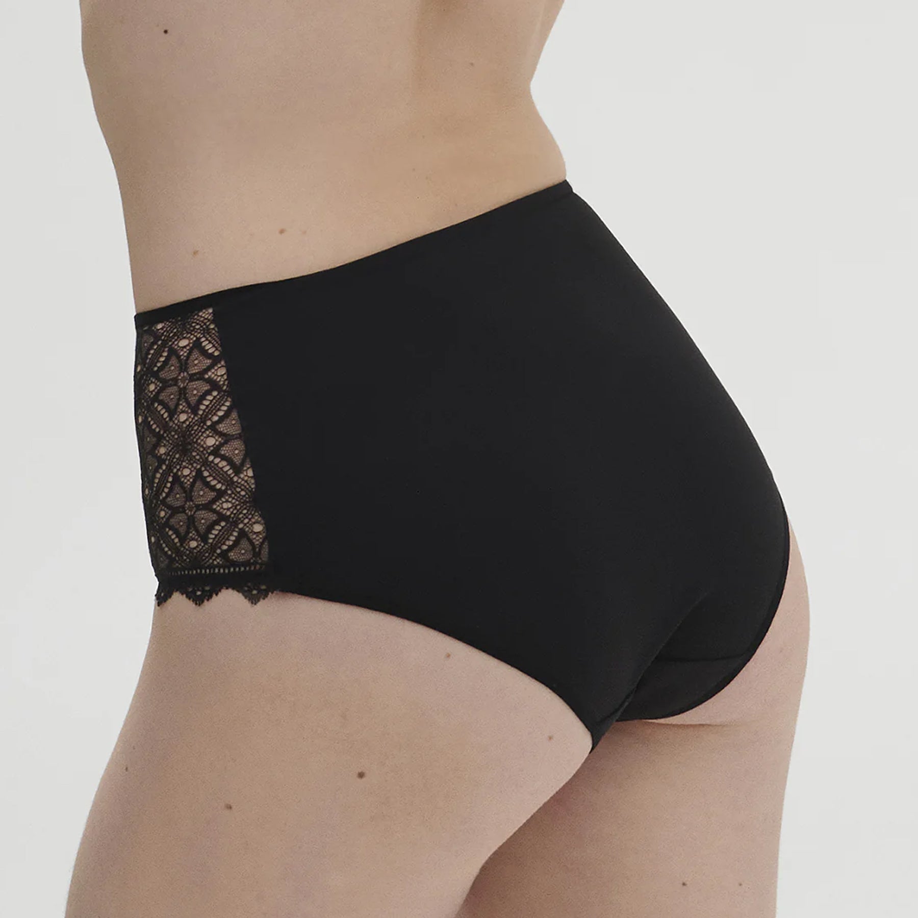 Simone Pérèle Escale Retro Brief