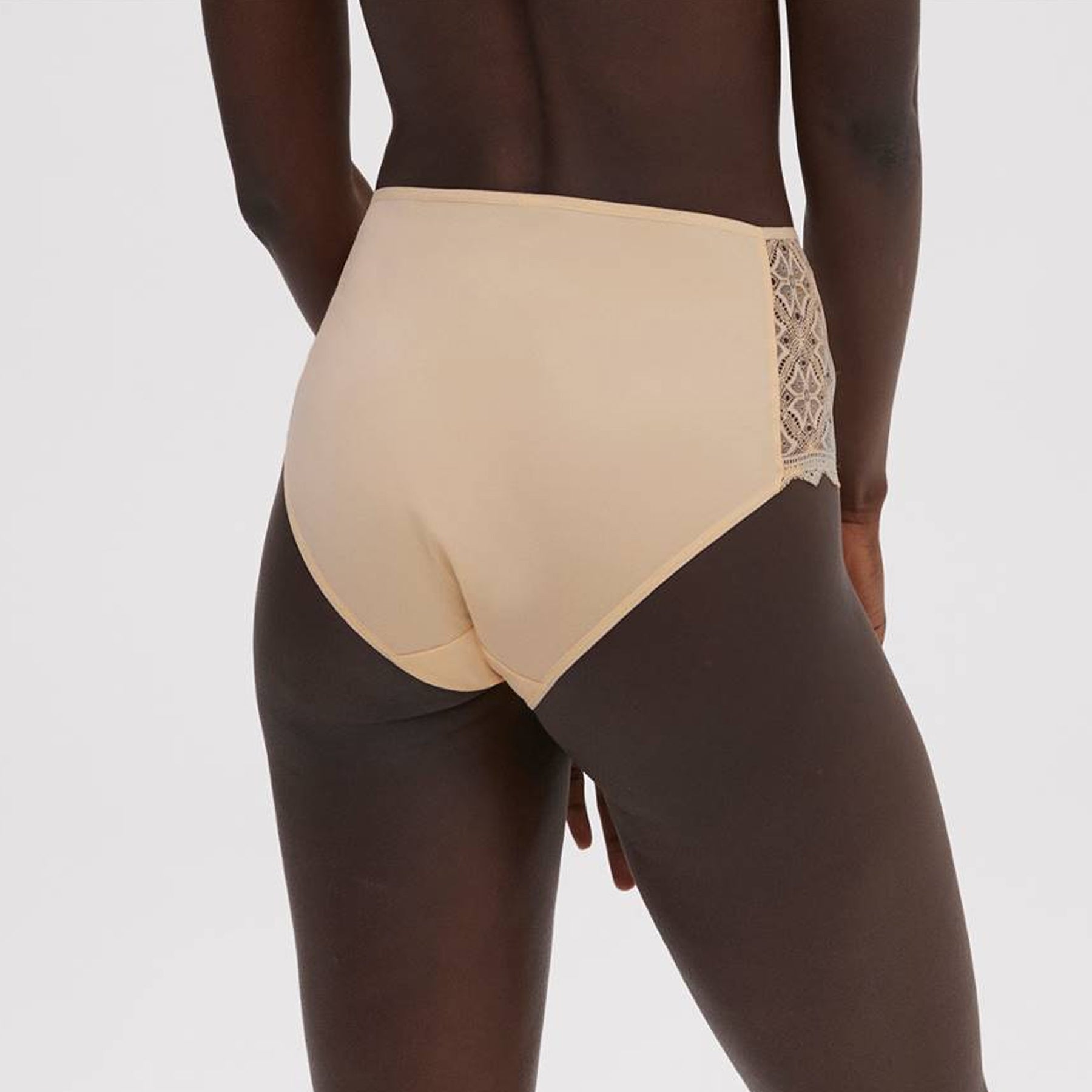 Simone Pérèle Escale Retro Brief