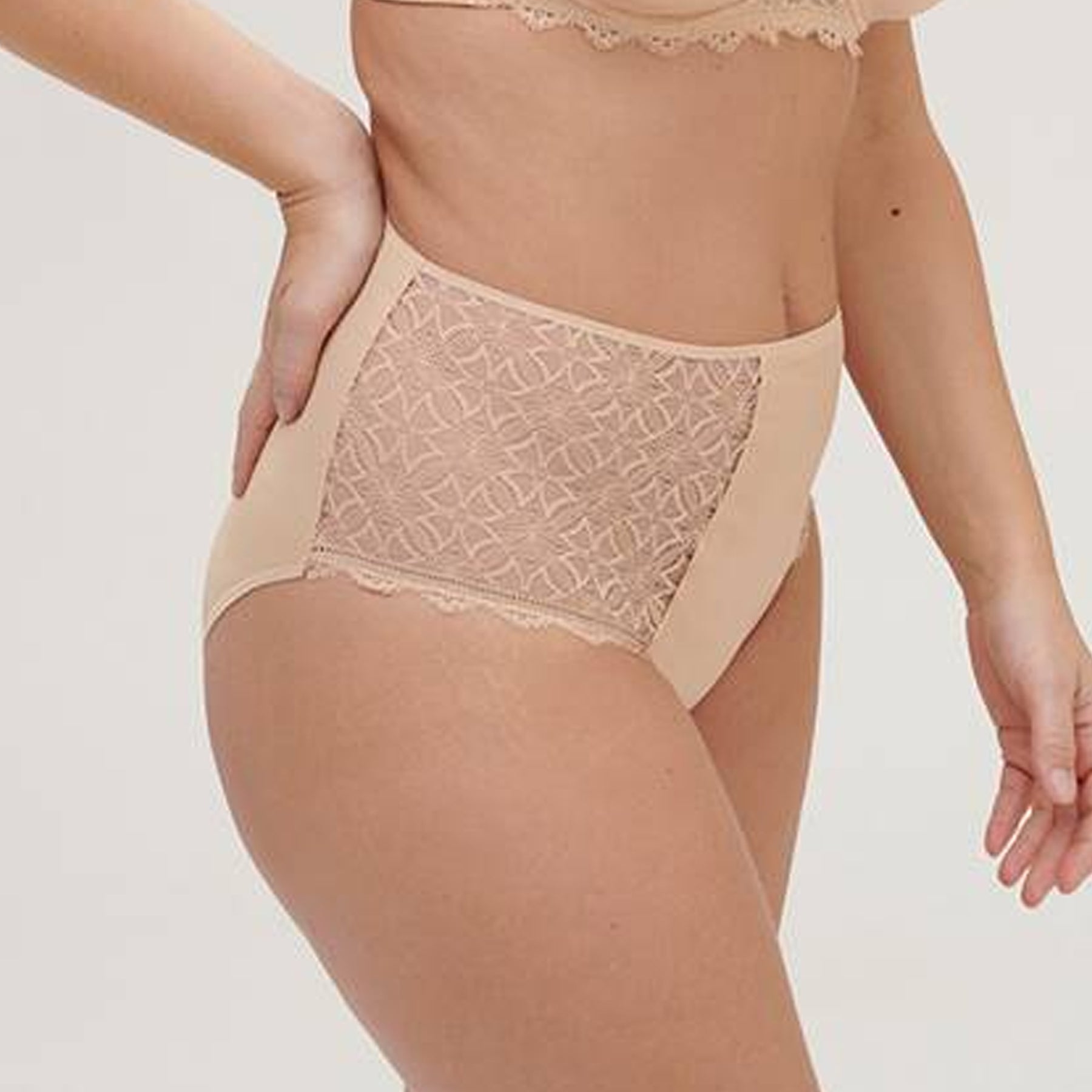 Simone Pérèle Escale Retro Brief