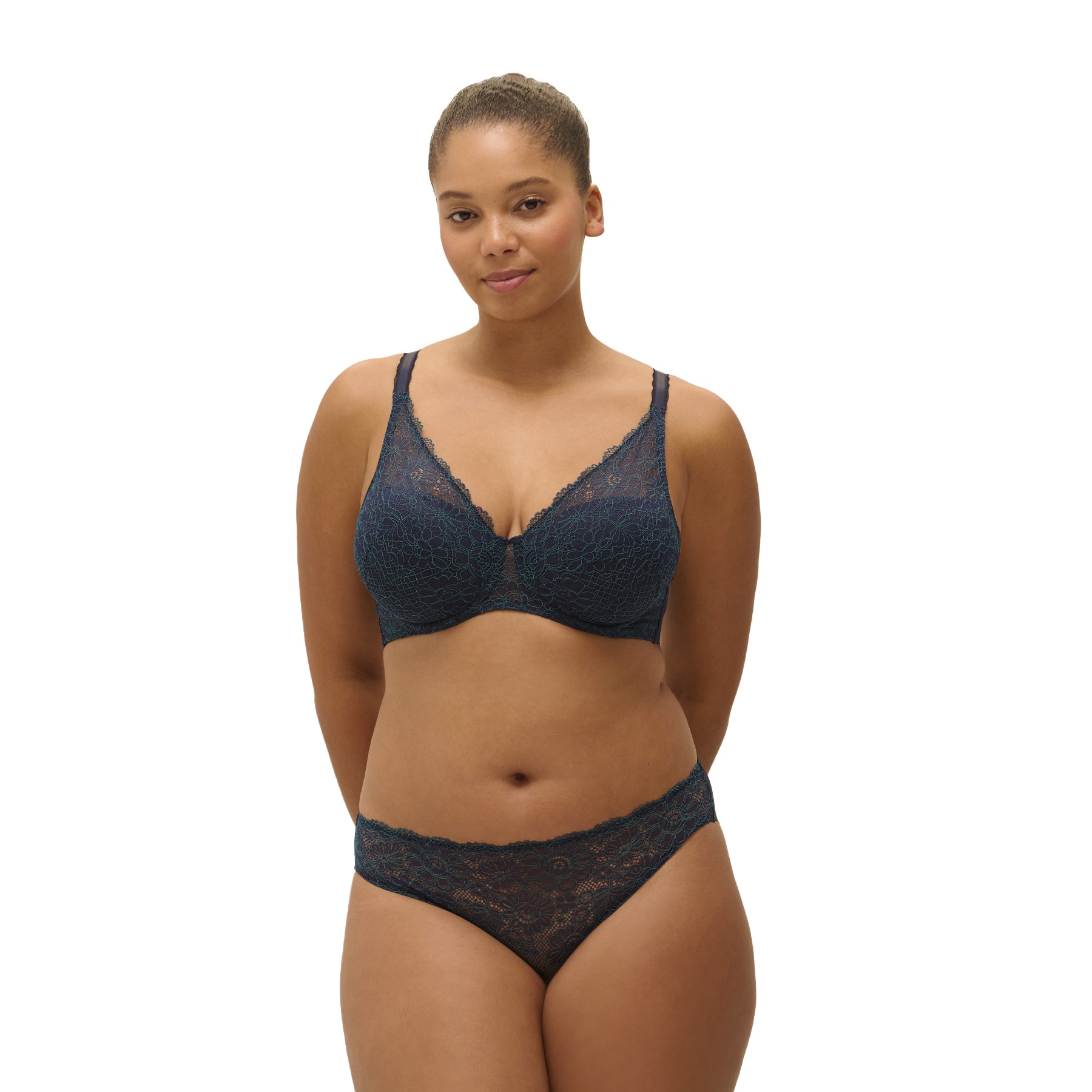 Curvy model in sapphire lace bra and matching panty lingerie set
