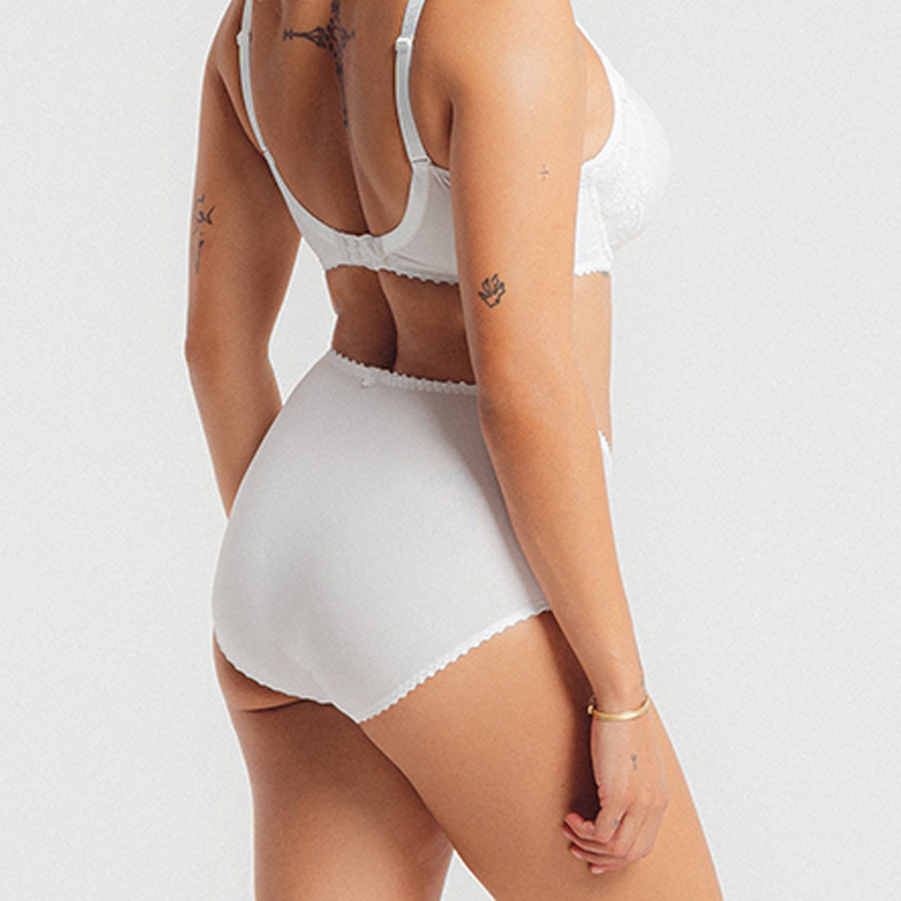 Louisa Bracq Elise Brief
