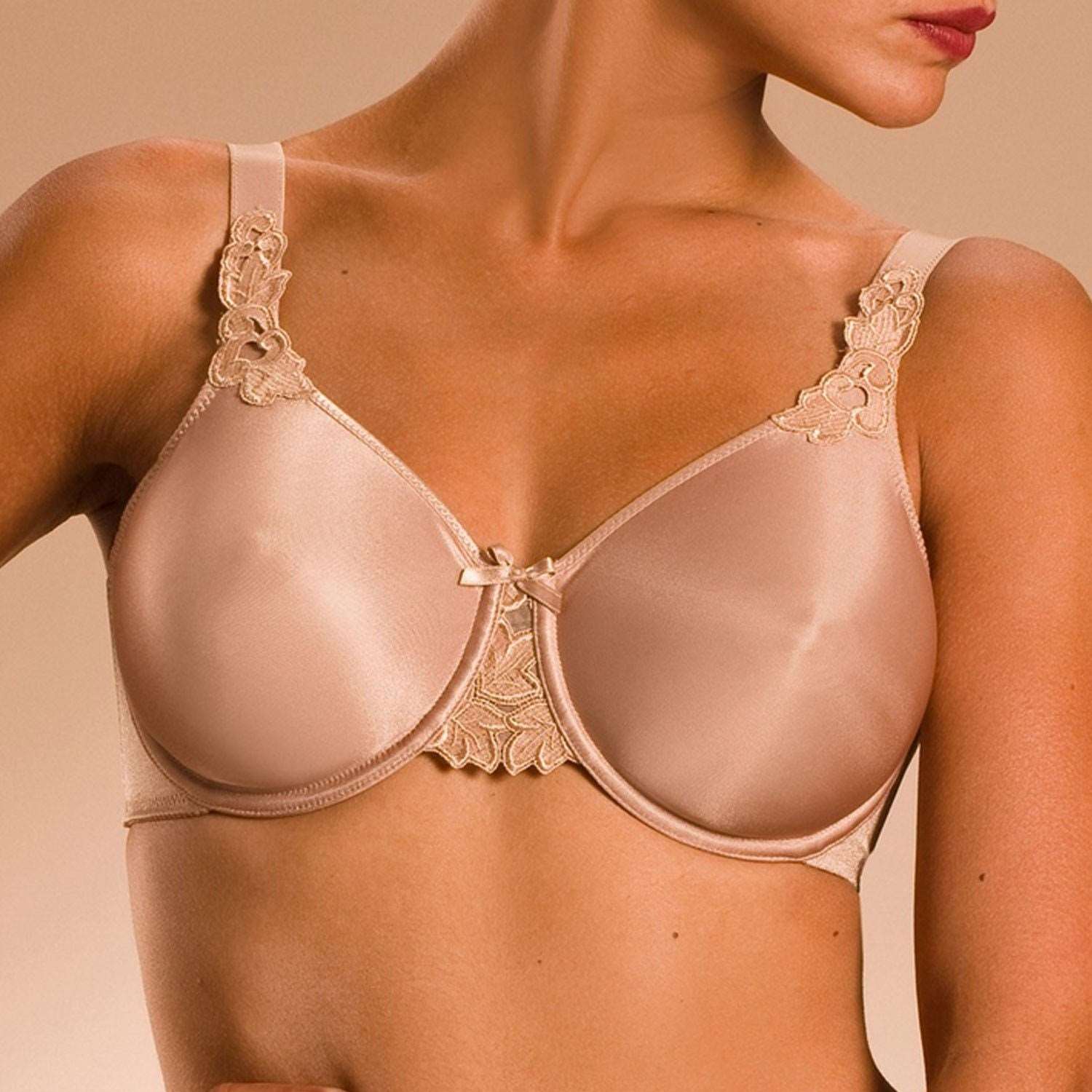 Chantelle bra 2031 Hedona Full Cup Bra in nude beige lingerie canada linea intima how should a bra fit