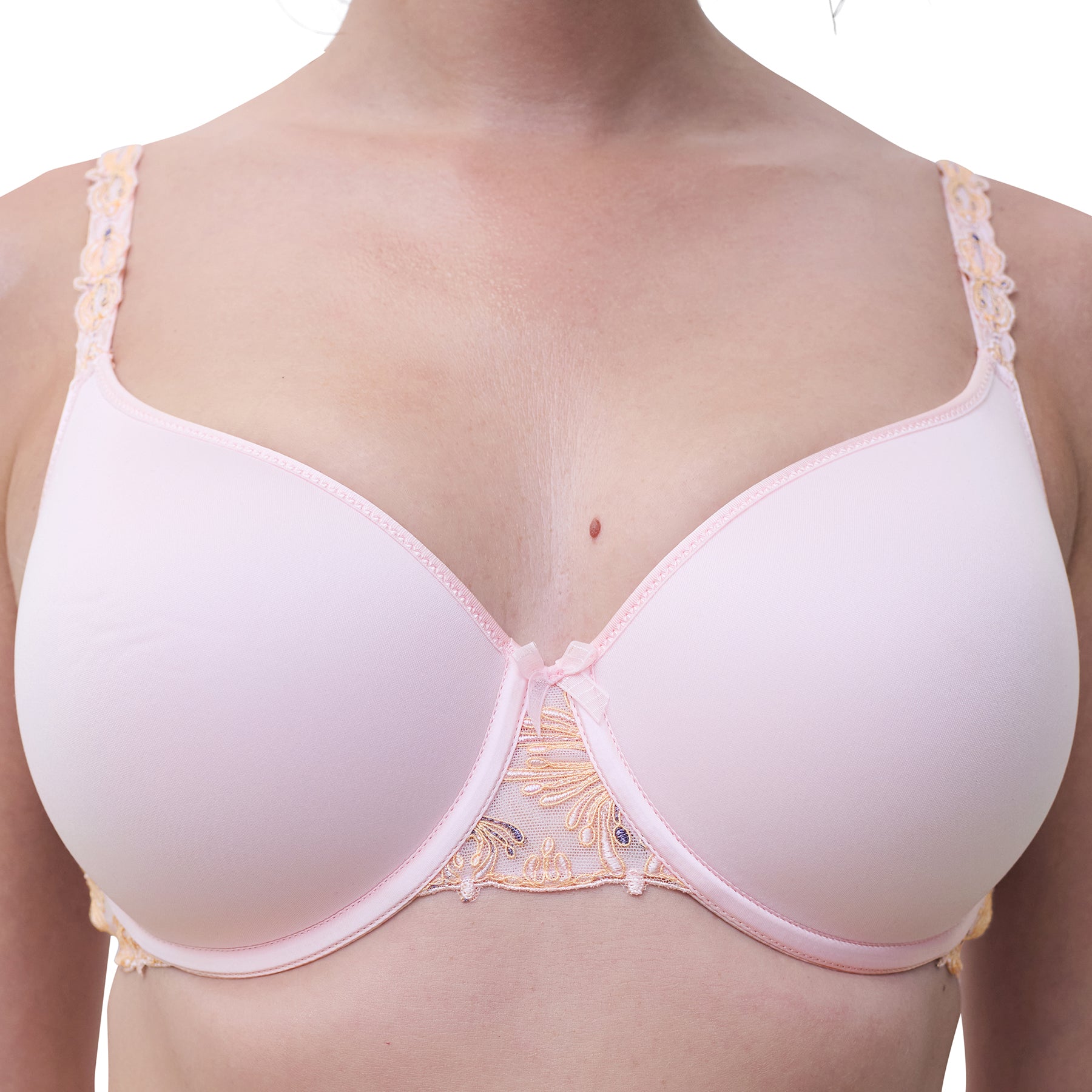 Chantelle C2606 champs elysees full cup spacer bra in nymphea pink. Front view on model extremely close up.