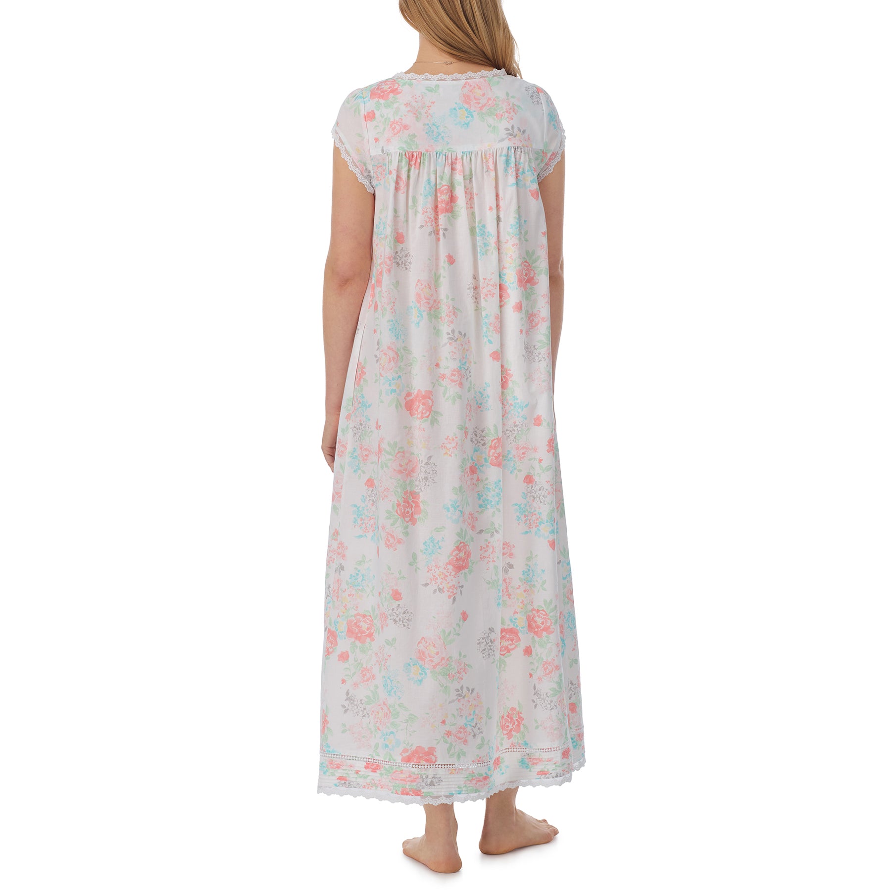 Eileen West Short Sleeve Button Gown