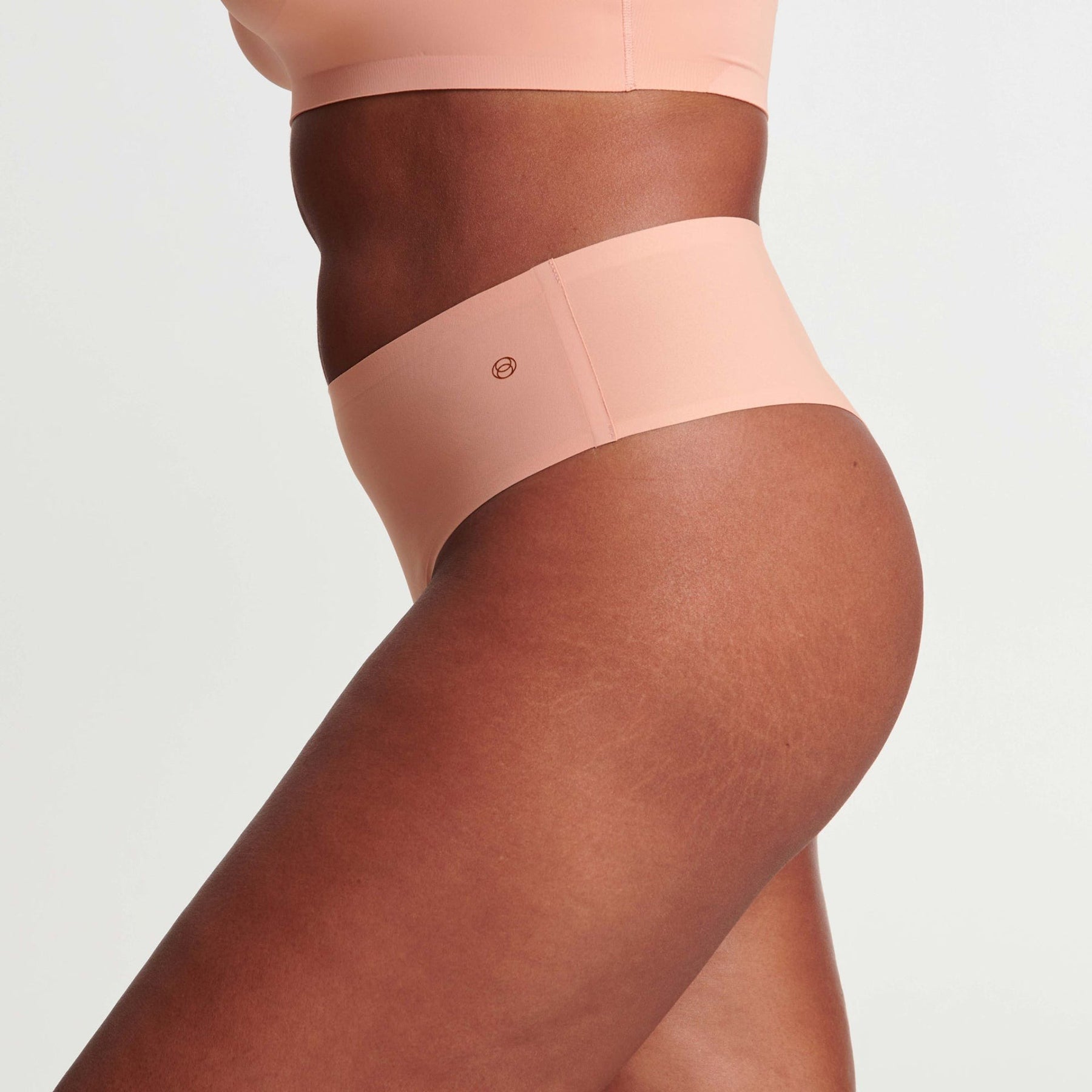 Side profile of Evelyn & Bobbie Himalayan Salt seamless high waist thong underwear