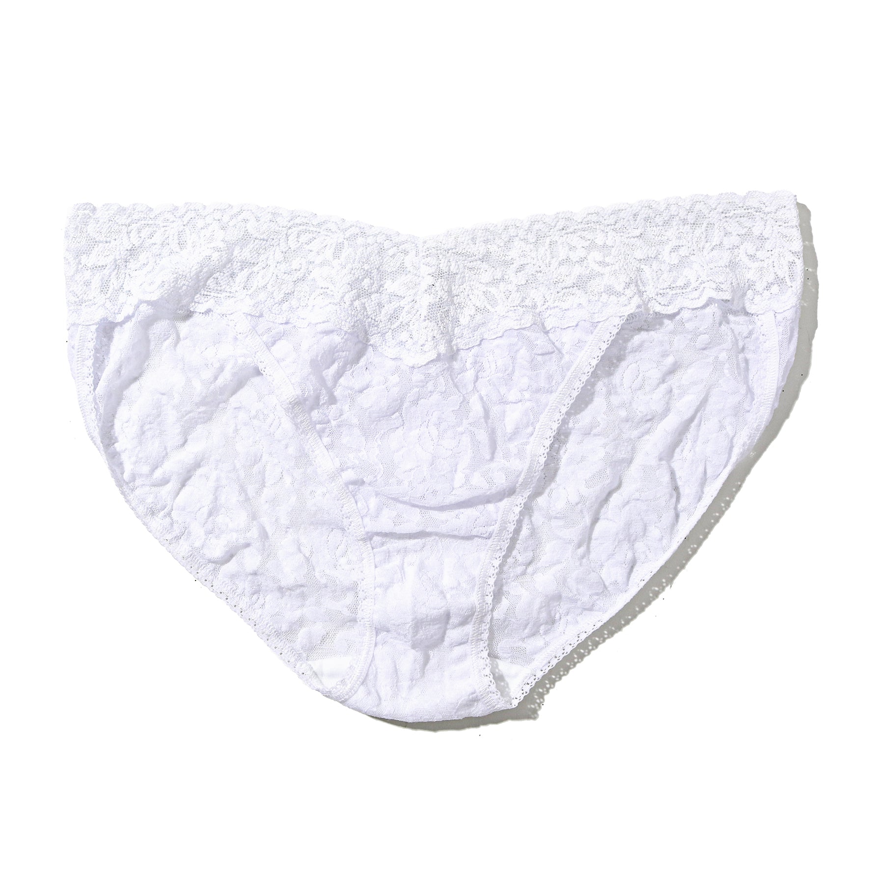 Flat lay of Hanky Panky 482374 lace V-Kini panty white – stretch lace fabric with cotton gusset