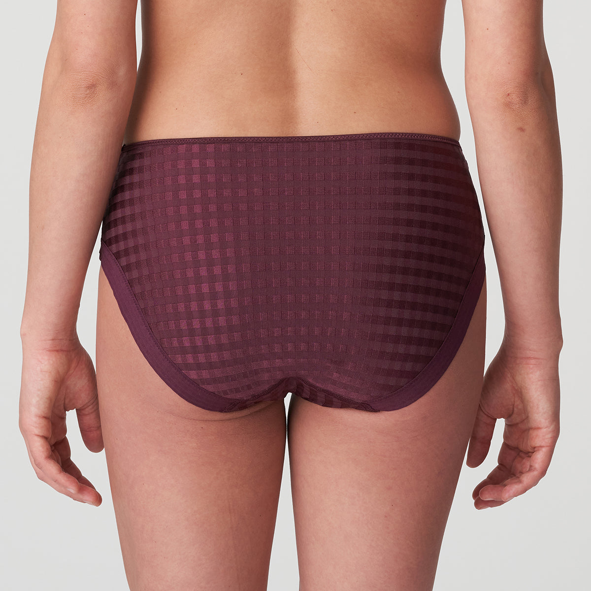 Marie Jo Avero Full Brief