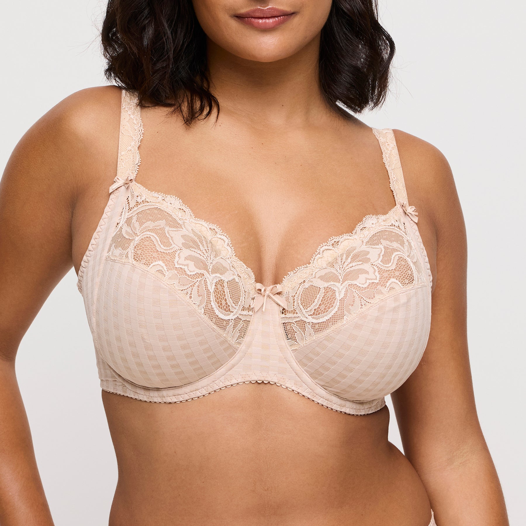 PrimaDonna Madison Full Cup Bra 0162121 in Caffe Latte featuring signature check-pattern fabric, floral lace upper cups, and supportive full-coverage fit for fuller busts.