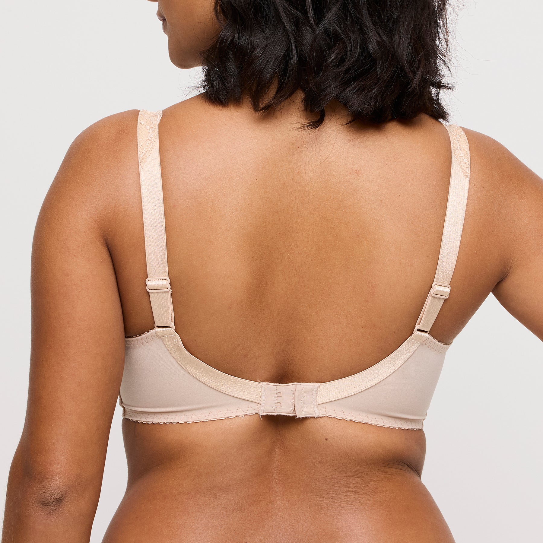 Back view of PrimaDonna Madison Full Cup Bra 0162121 in Caffe Latte showcasing adjustable straps, smooth supportive back band, and comfortable full-coverage design.
