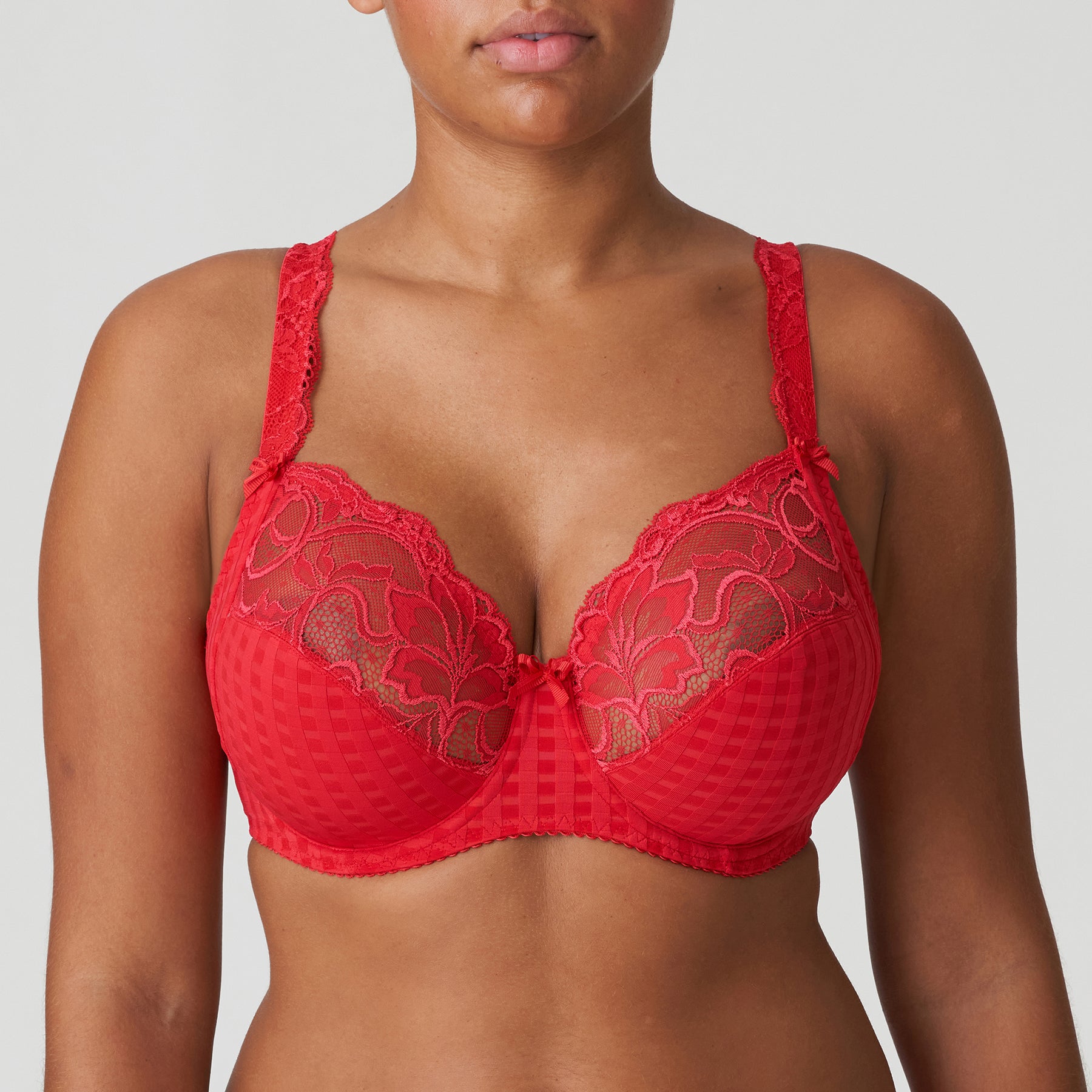 Full cup underwired bra with checked fabric and lace top cups and straps. Red/scarlet colour front view on model.