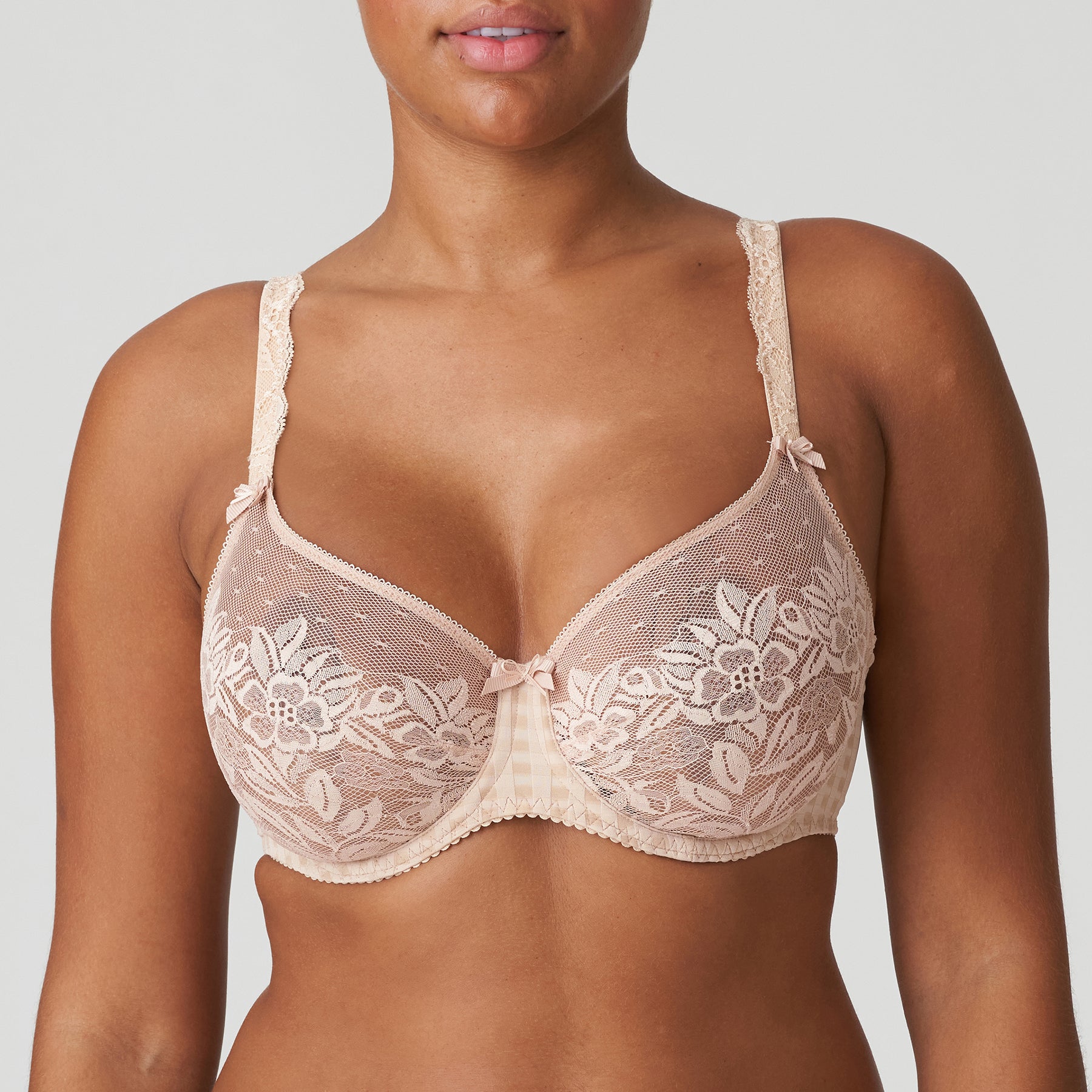 Front view of PrimaDonna 026-2127 Madison Full Cup Seamless Bra in Caffè Latte with seamless floral lace design.