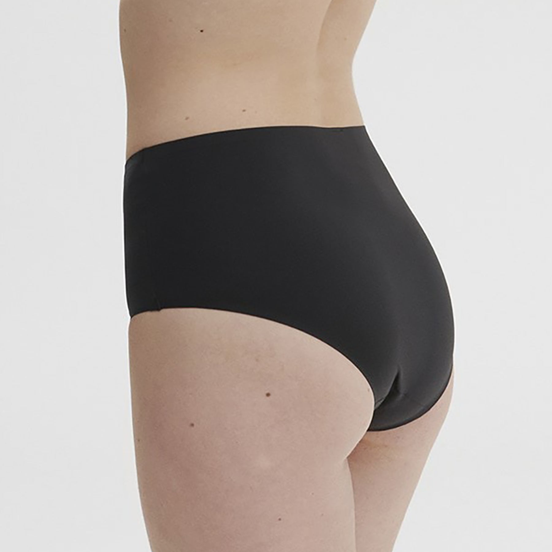 Simone Perele Essentiel Control Full Brief in Black back angle view