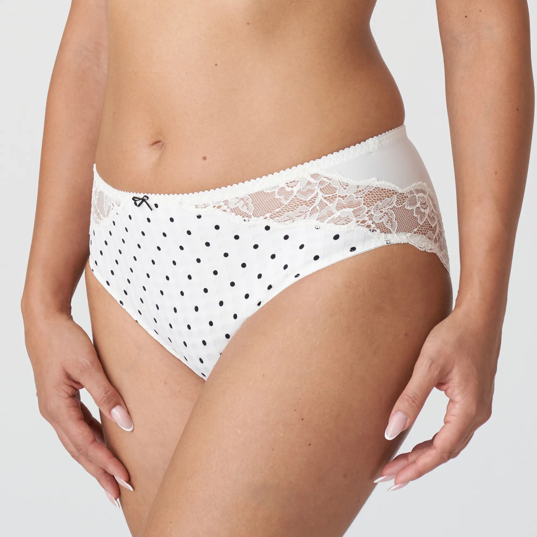 PrimaDonna Madison Full Brief