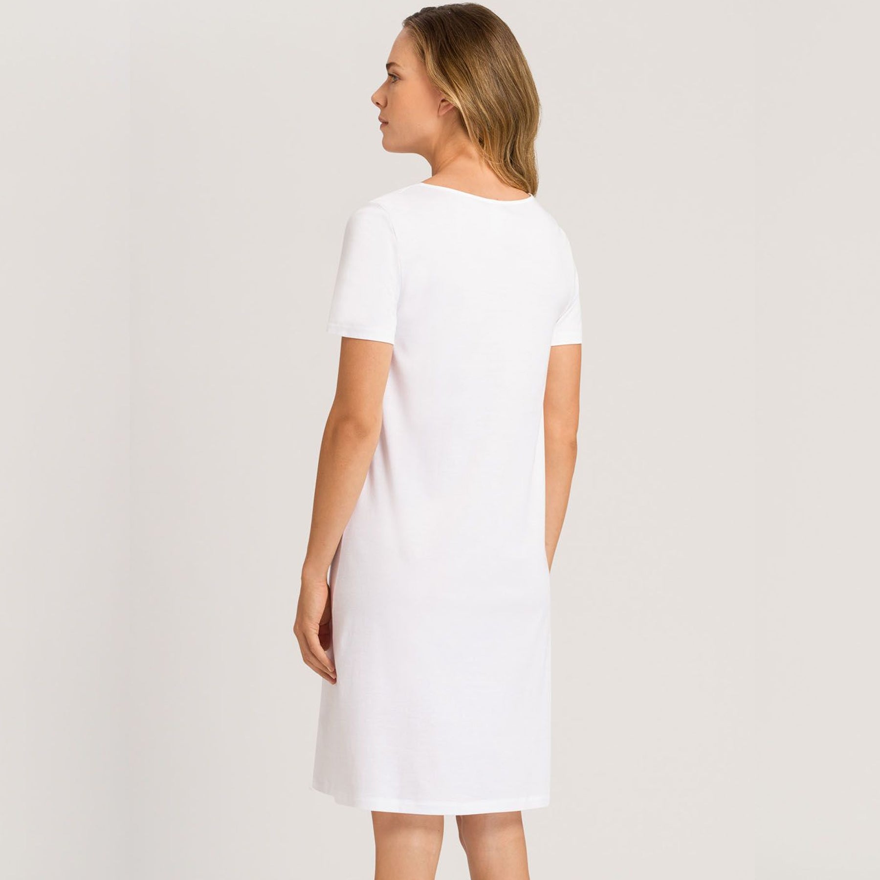 Hanro Paola Short Sleeve Cotton Gown