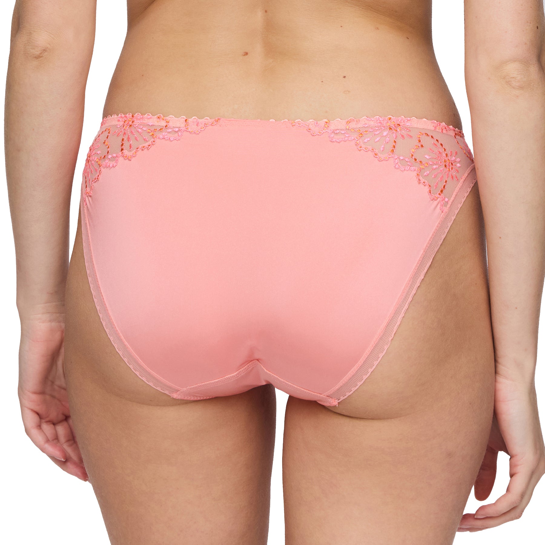 Brazilian briefs with an elegant cut and a comfortable fit. Cheerful mix of orange and pink.