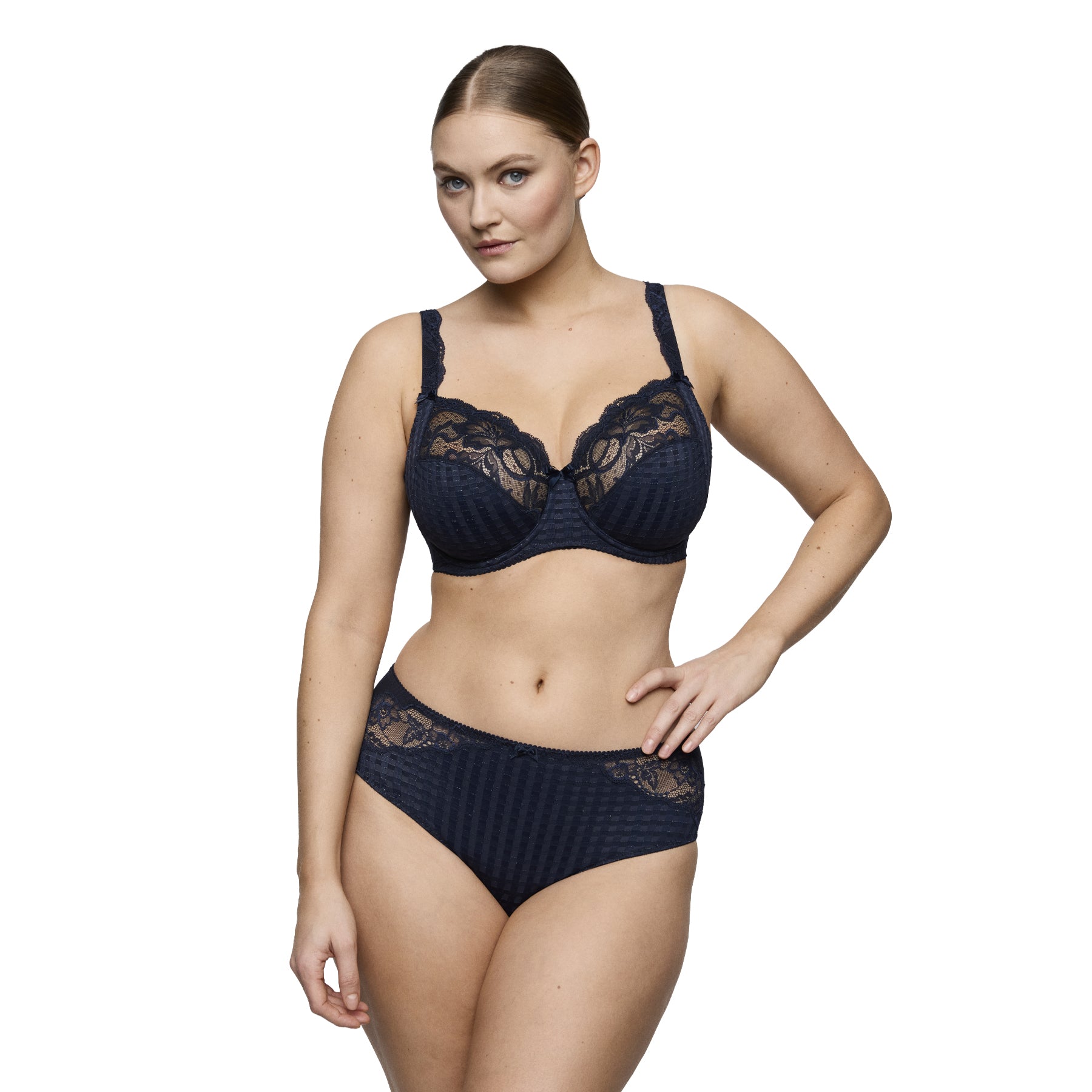 PrimaDonna Madison Full Brief in Navy from the basics collection, offering full coverage, soft comfort, and sophisticated lace details for a flattering silhouette.