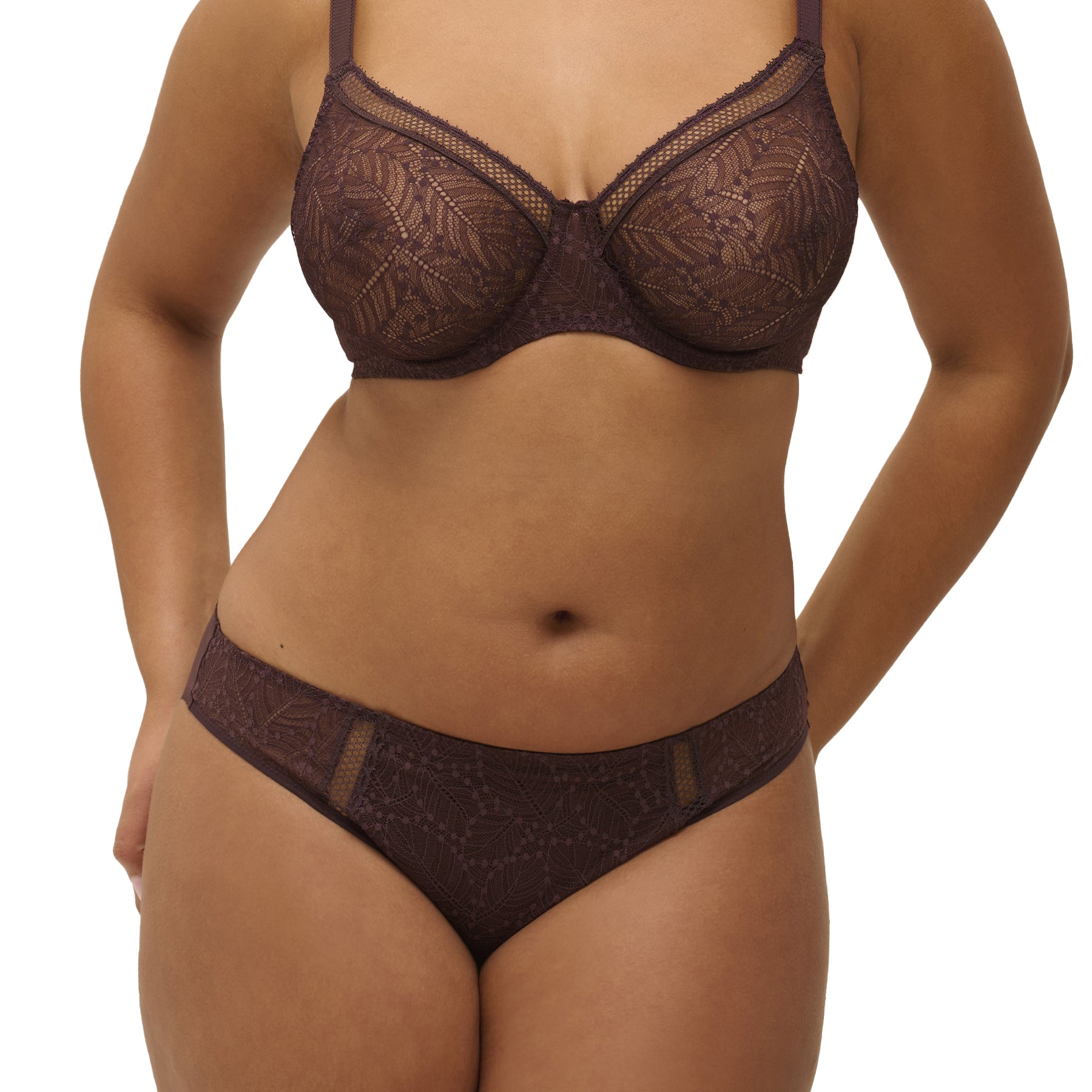 Chocolate brown lace bikini with matching underwire bra – model front view focusing on fit and details.