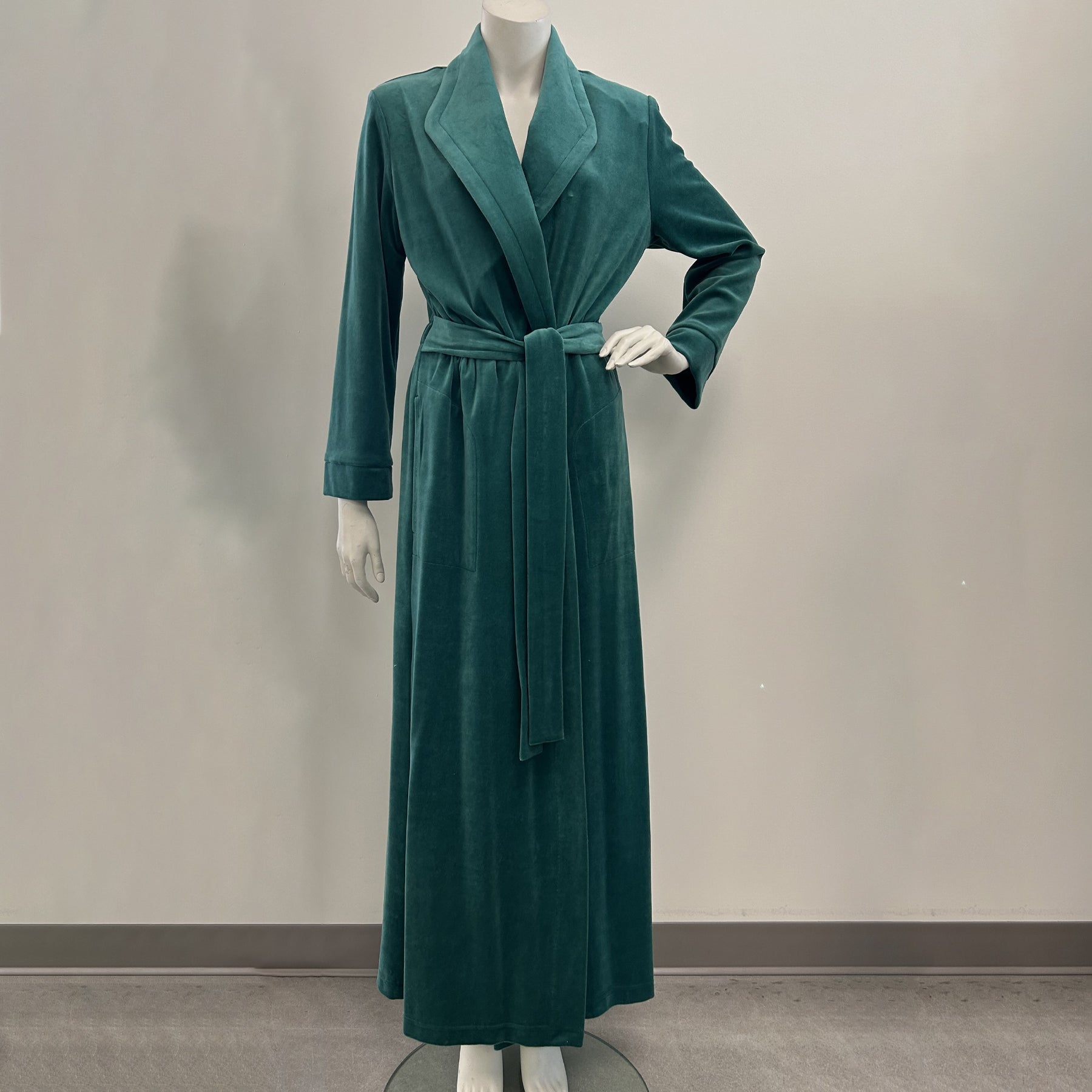 Diamond Tea Long Velour Wrap Robe