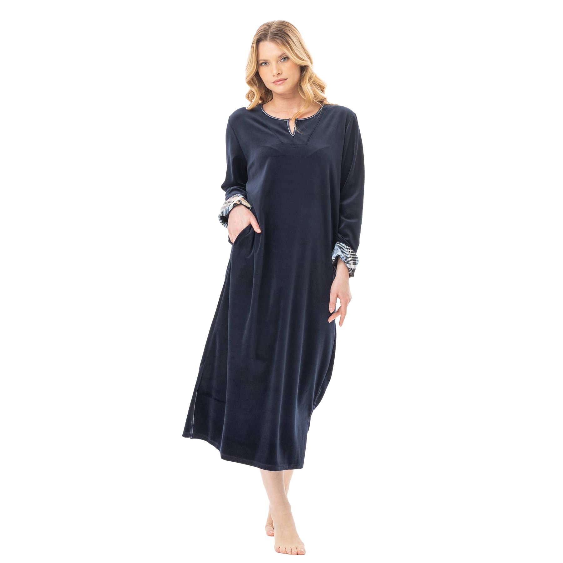 Le Chat Bradley Gown
