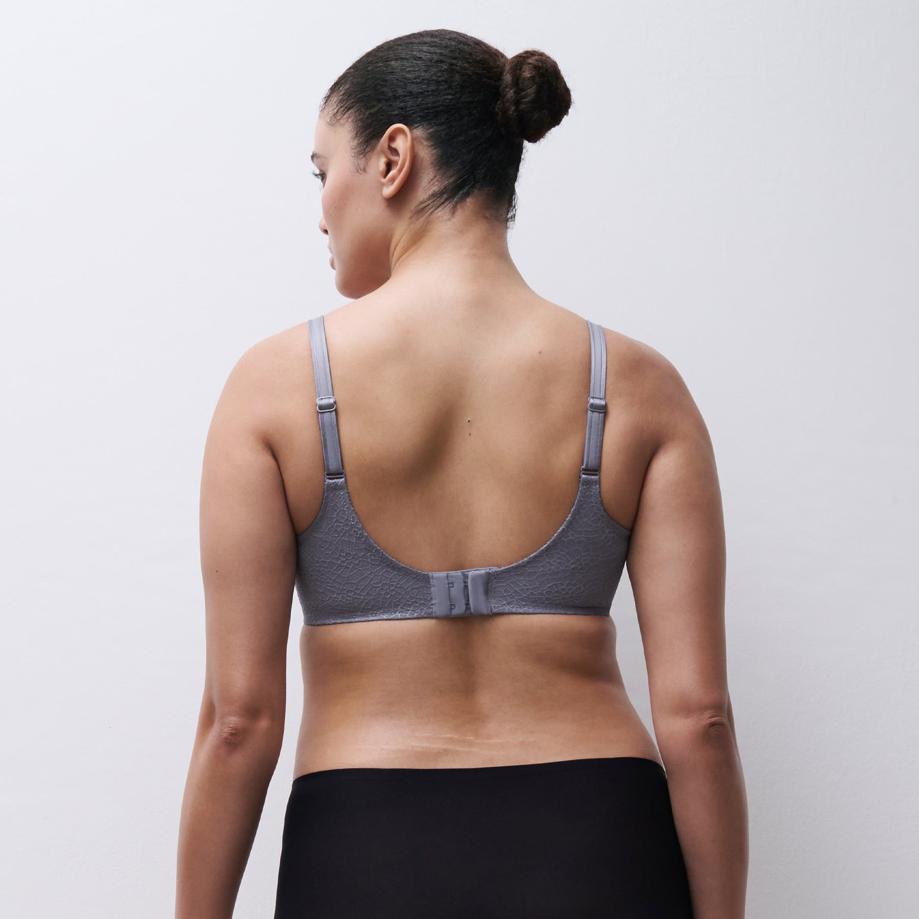 Back view of Chantelle C Magnifique bra in New Smoke Grey with adjustable straps and supportive seamless back band.