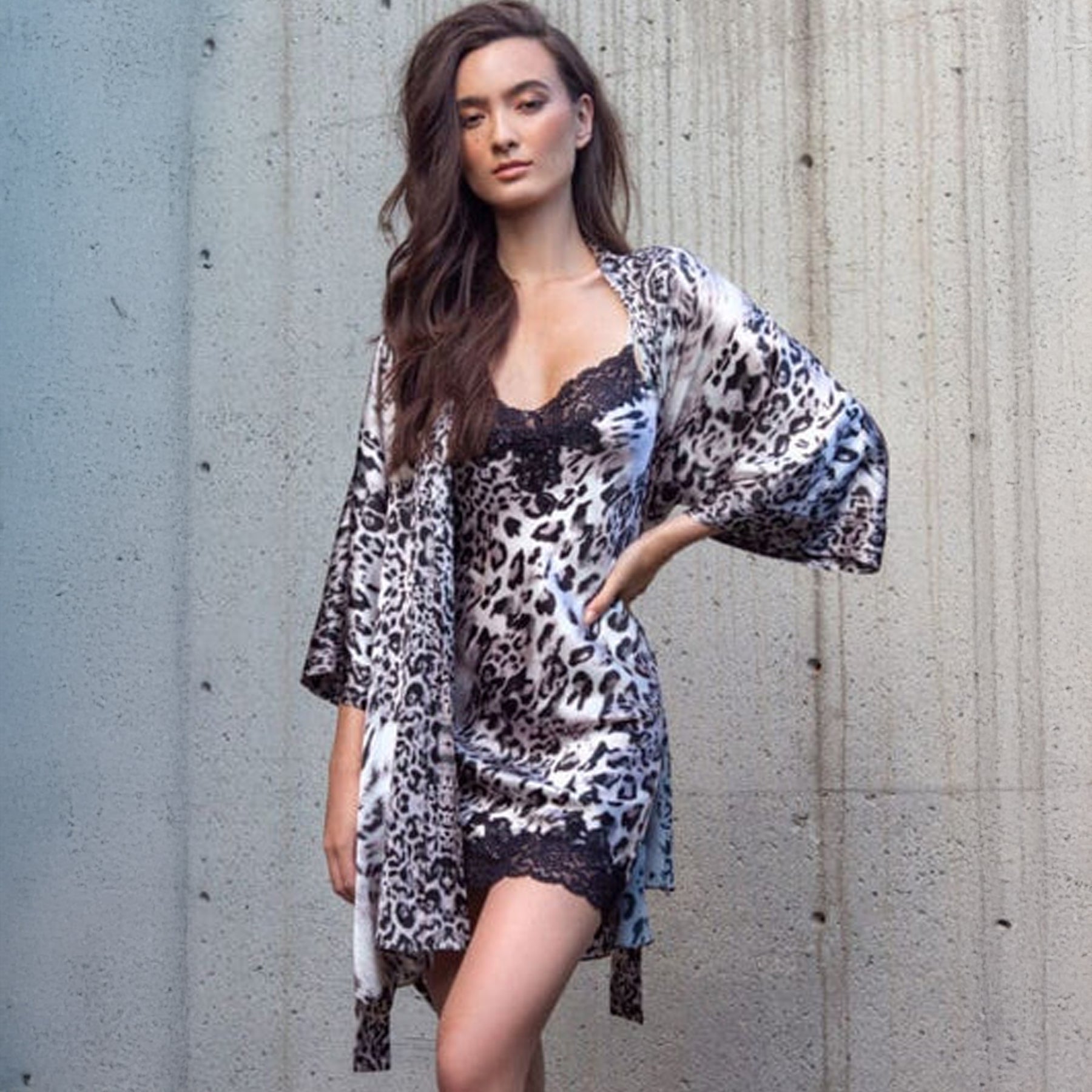 Christine Femme Fatale Short Robe