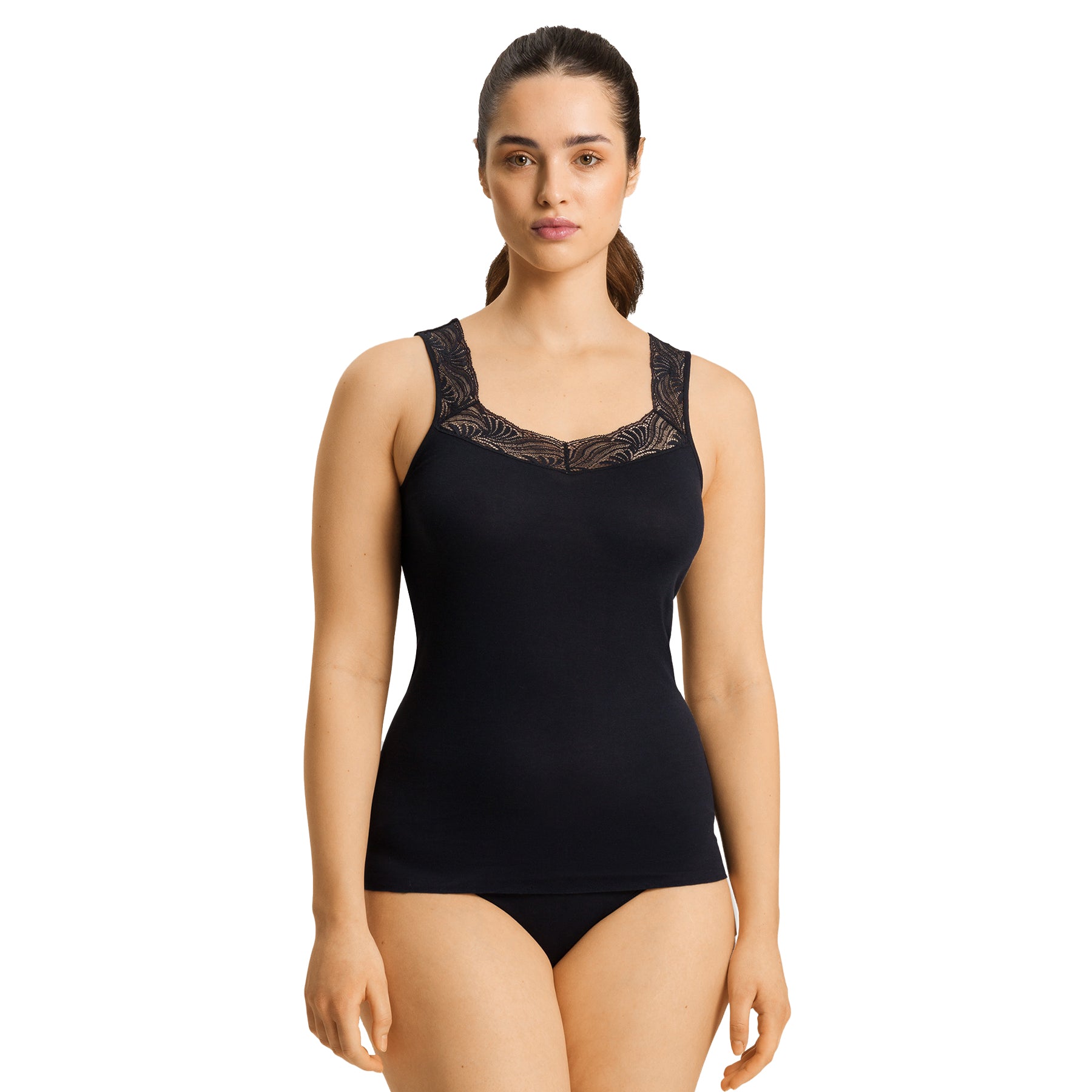Hanro Cotton Delight Tank in Black 019 – front view on model highlighting lace neckline and smooth cotton body.