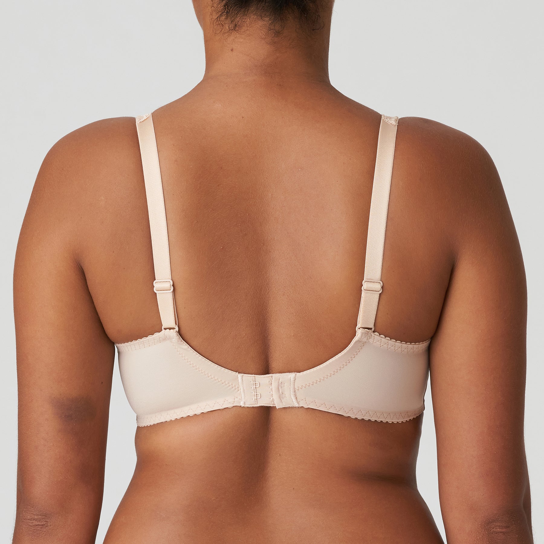 Back view of PrimaDonna 026-2127 Madison Full Cup Seamless Bra in Caffè Latte with adjustable straps and smooth support band.