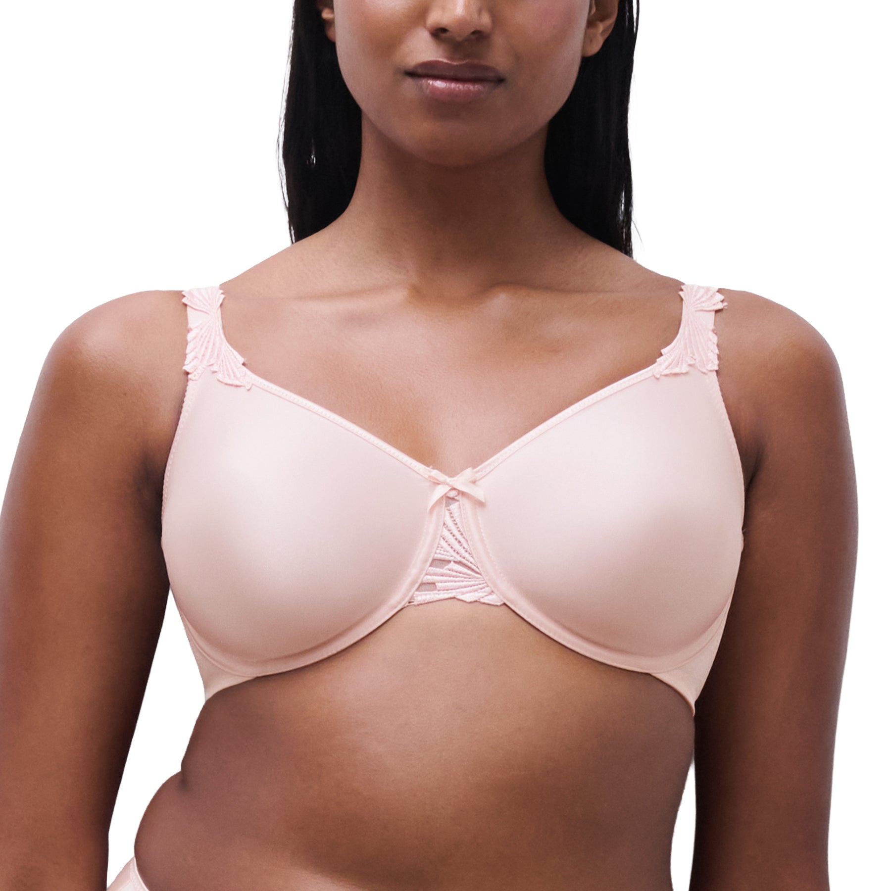 Close-up of a nude full-cup bra showing smooth cups, supportive fit, and delicate centre detailing.